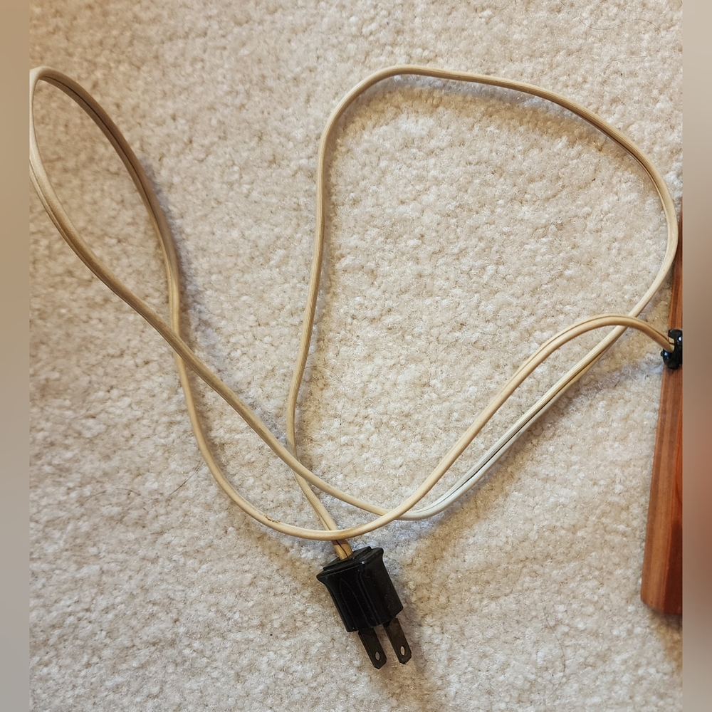 Vntg MCM Tornado Lamp - Picture 11 of 16